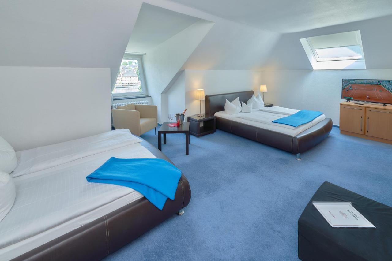 Park-Hotel Verbandsgemeinde Traben-Trarbach Buitenkant foto