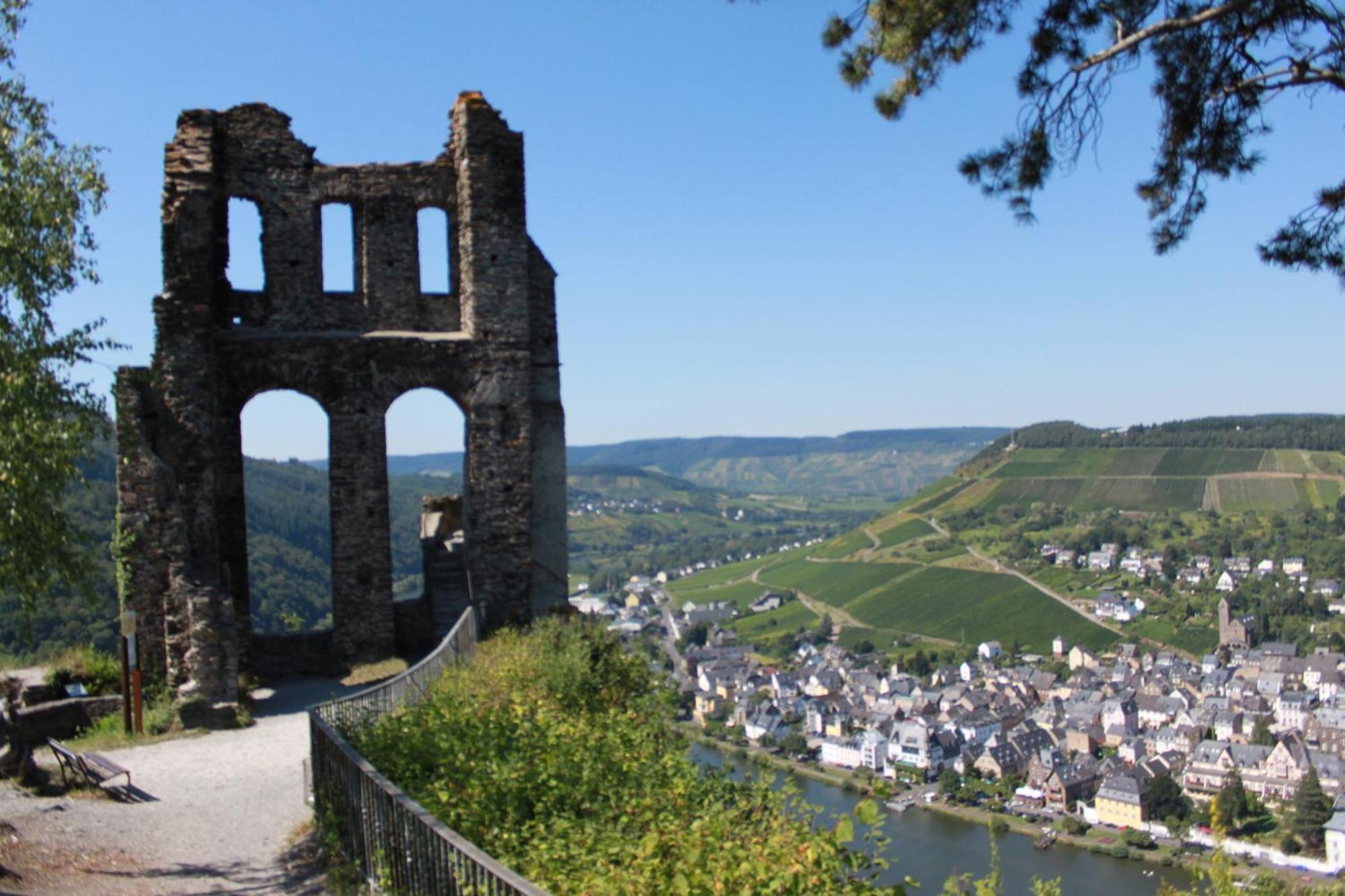 Park-Hotel Verbandsgemeinde Traben-Trarbach Buitenkant foto